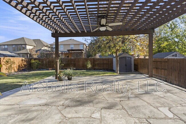 Building Photo - 208 Dove Run