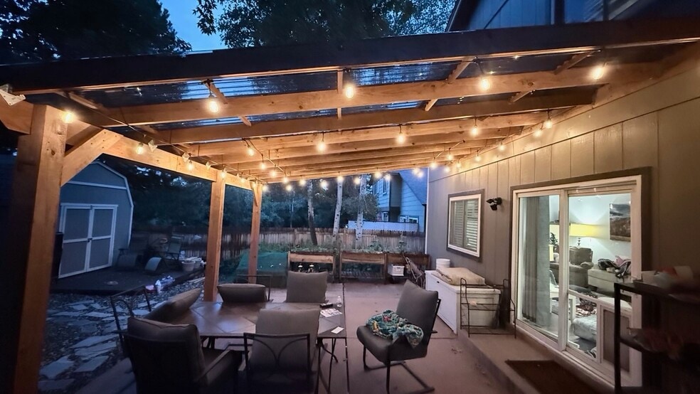 Building Photo - 4999 Horseshoe Bend St