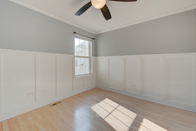 Building Photo - 880 Countryfield Ln