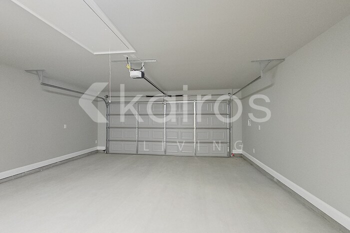 Building Photo - 22862 Monterey Ave