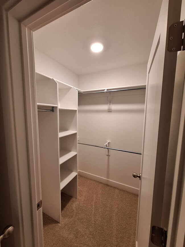 Building Photo - 5116 Rustic Patch Rd