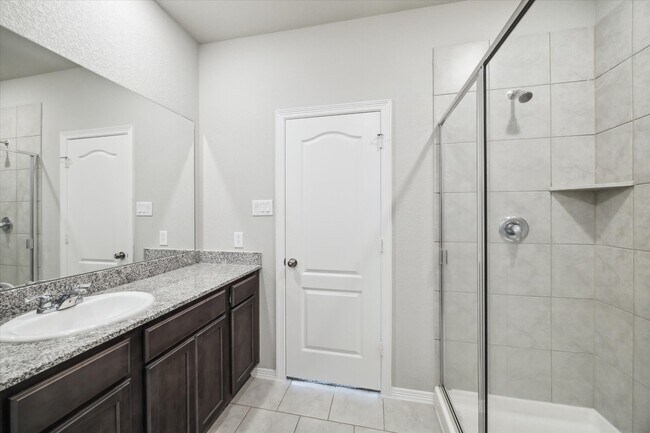 Building Photo - 25830 Northpark Pine Dr