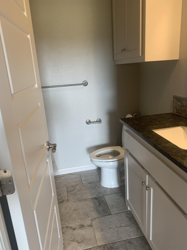 Building Photo - 202 Northwest Granite Avenue