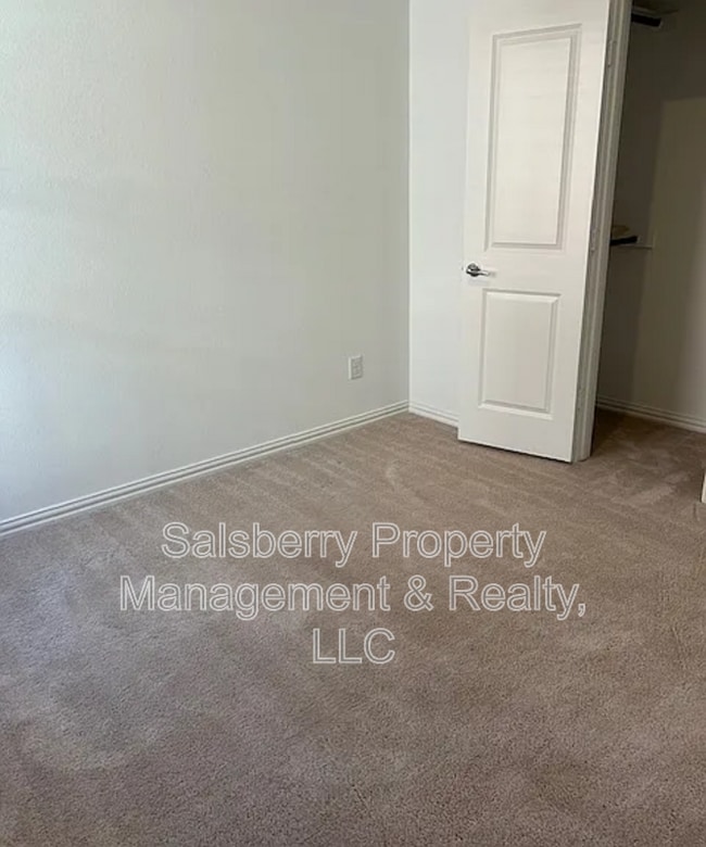 Building Photo - 224 Cherryvale Ln