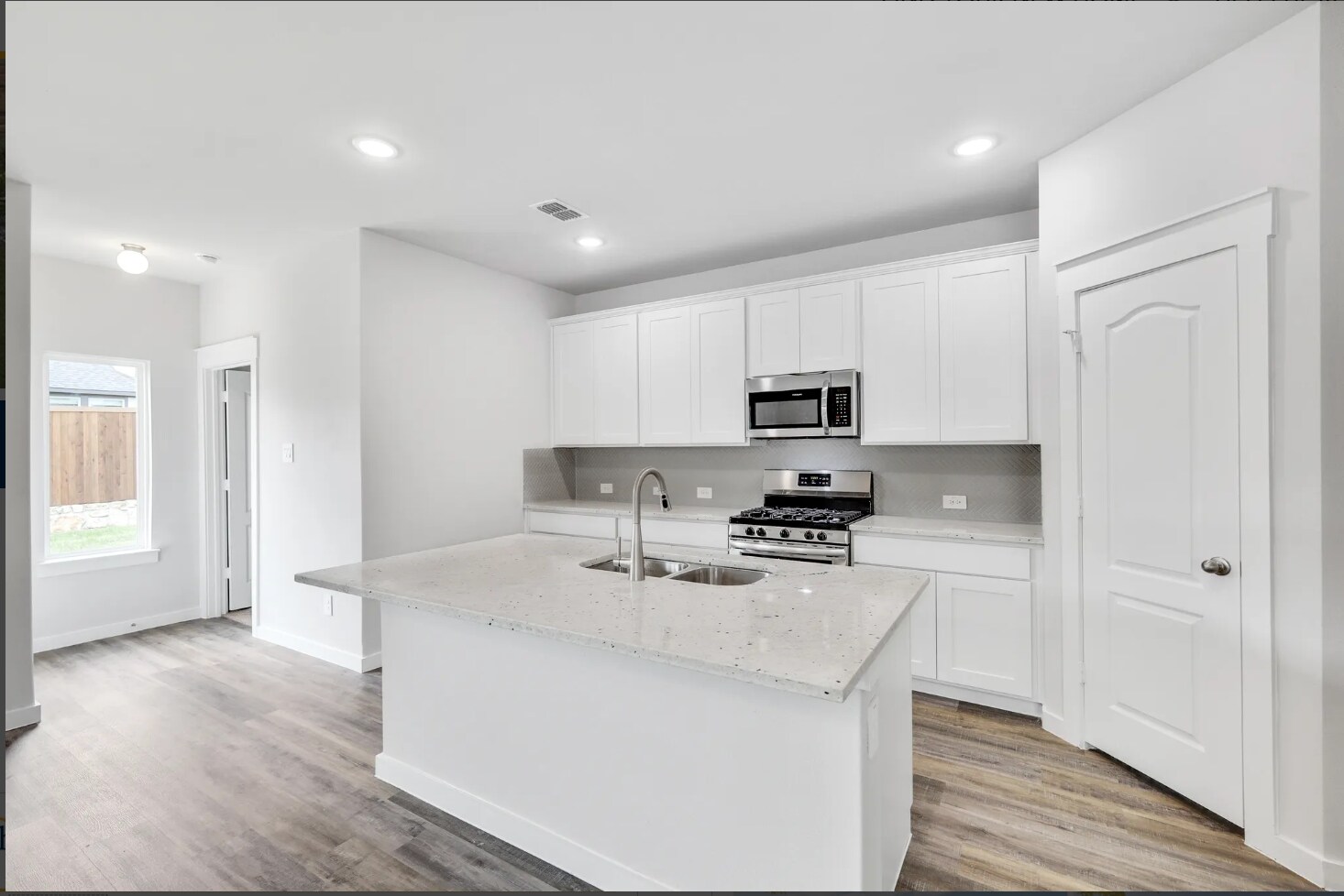 Building Photo - 4712 Peony Green Dr