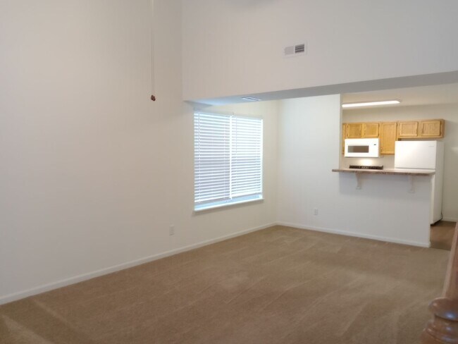 Building Photo - 5013-5015 Carrie Ridge Dr.