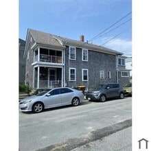 Building Photo - 17 Bardsley St