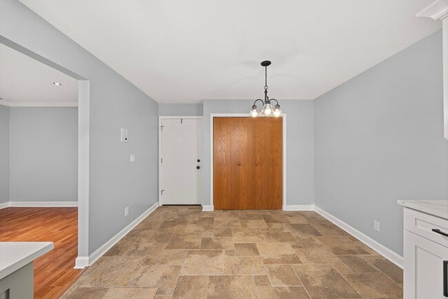 Building Photo - 20224 S Frankfort Square Rd