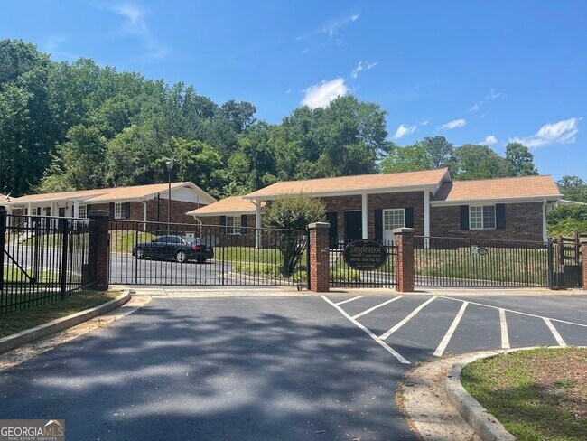 Building Photo - 140 Mount Zion Rd