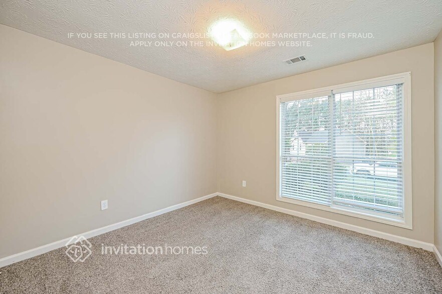 Building Photo - 805 Avalon Forest Dr NW