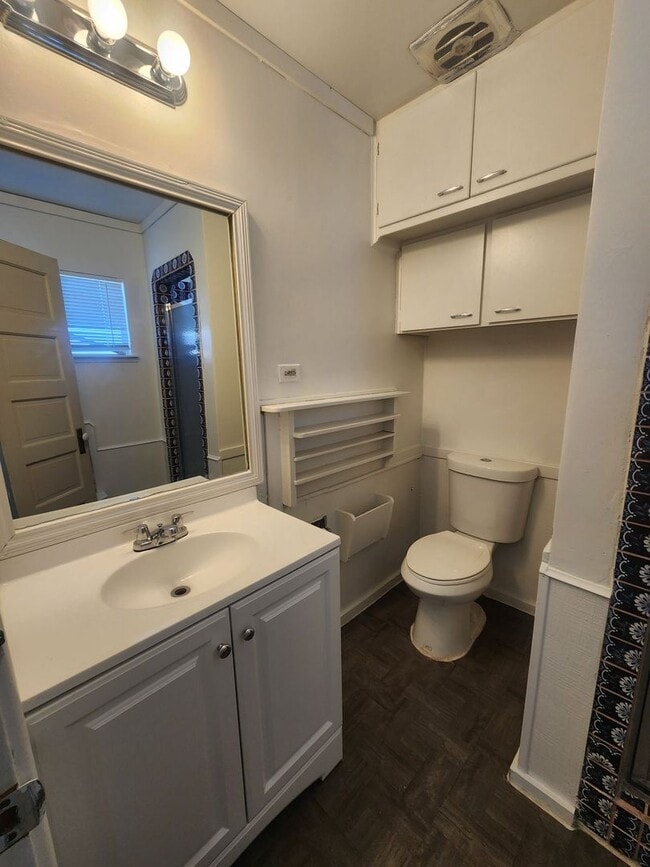 Building Photo - 3 Bedroom 1 Bathroom home