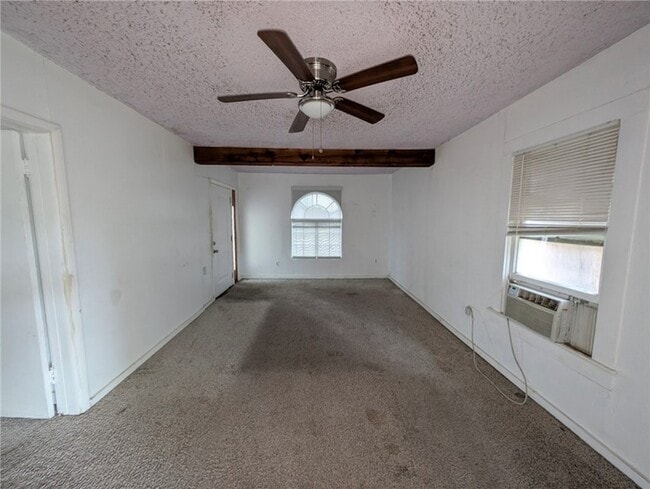 Building Photo - 1114 11th St