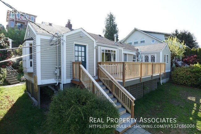 Primary Photo - 9835 Arrowsmith Ave S