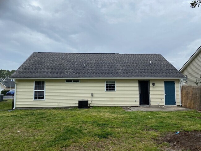 Building Photo - Beautiful Myrtle Beach Home!