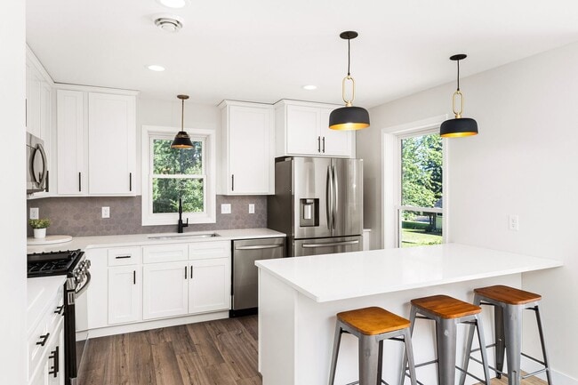 Building Photo - AVAILABLE December 1st! -  3 Bed 3 Bath brand new construction home!