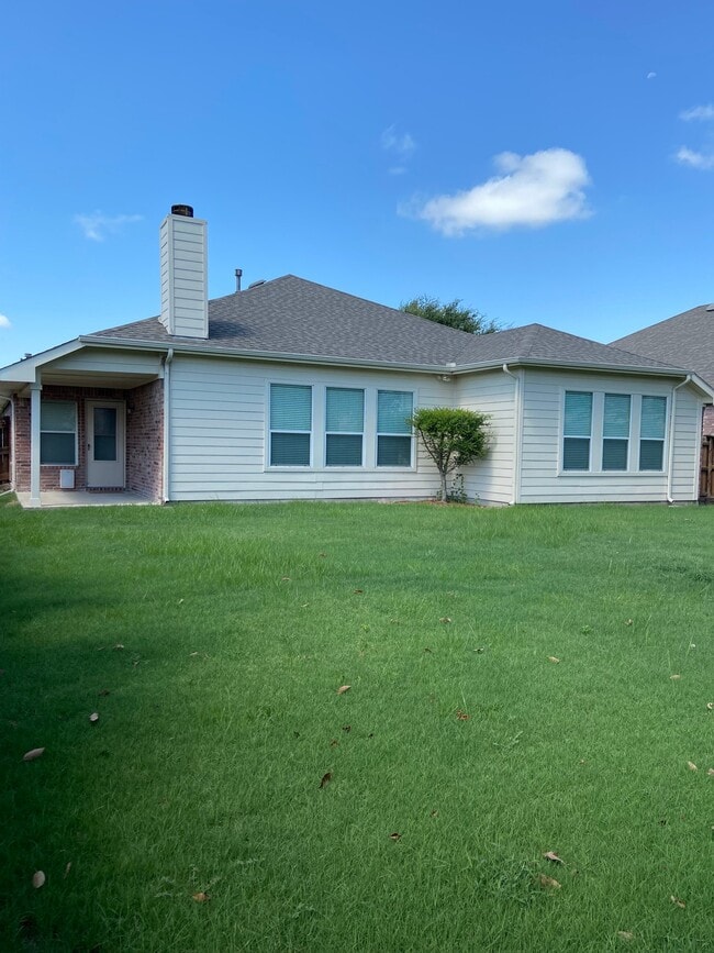 Building Photo - 112 Cherrytree Trail