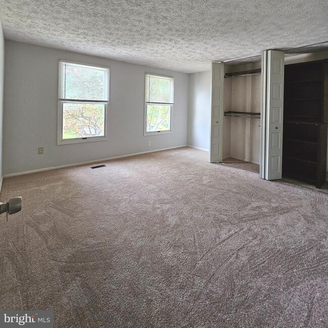 Building Photo - 401 Kojun Ct