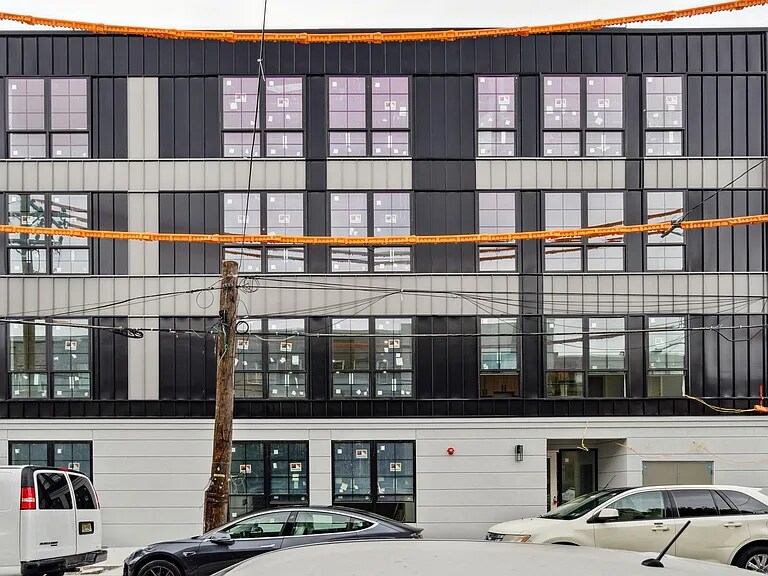 Building Photo - 1112 E Berks St