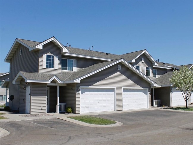 Building Photo - North Pointe Townhomes