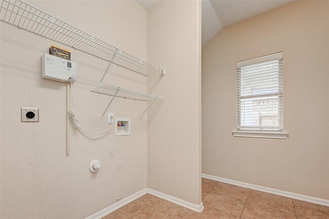 Building Photo - 6131 Moran Crest Dr