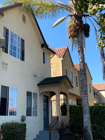 Building Photo - 1339-1345 S. Sycamore Avenue