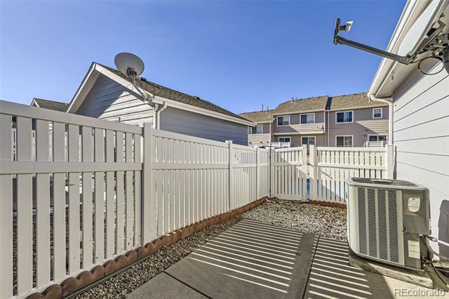 Building Photo - 5833 N Biscay St