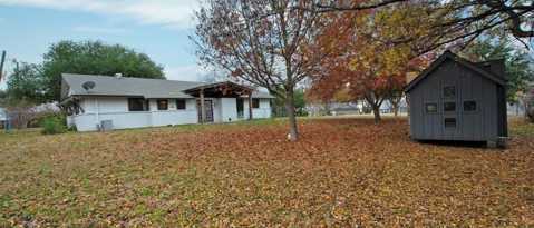 Building Photo - 212 Linda Ln