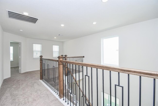 Building Photo - 4813 Vida Vis Dr