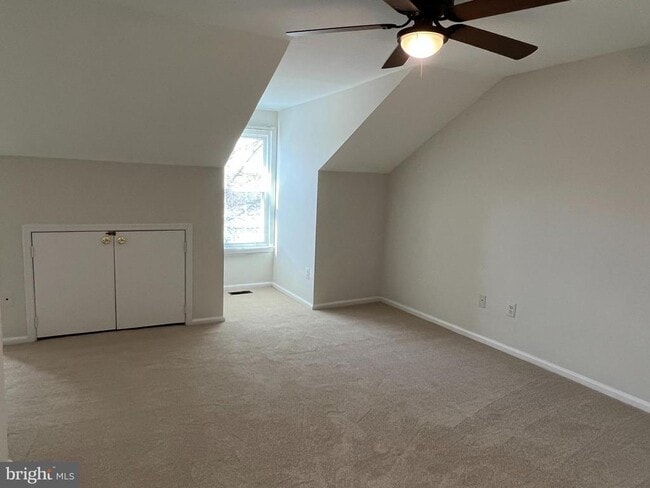 Building Photo - 6015 Netherton St