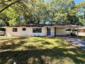 Building Photo - 2581 Farley St