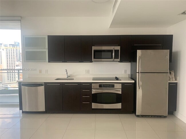 Building Photo - 90 SW 3rd St