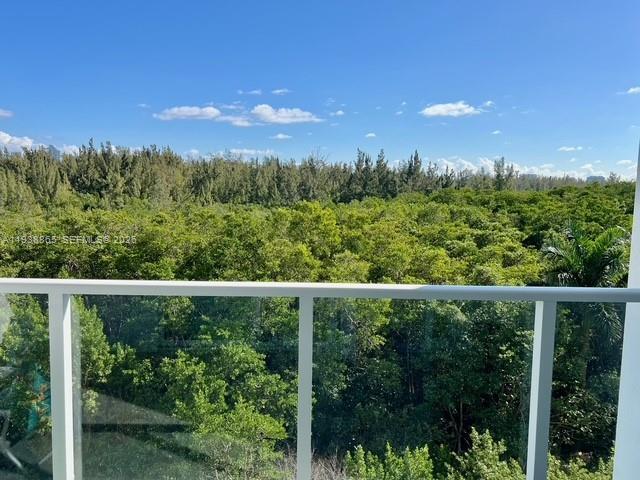 Building Photo - 14951 Royal Oaks Ln