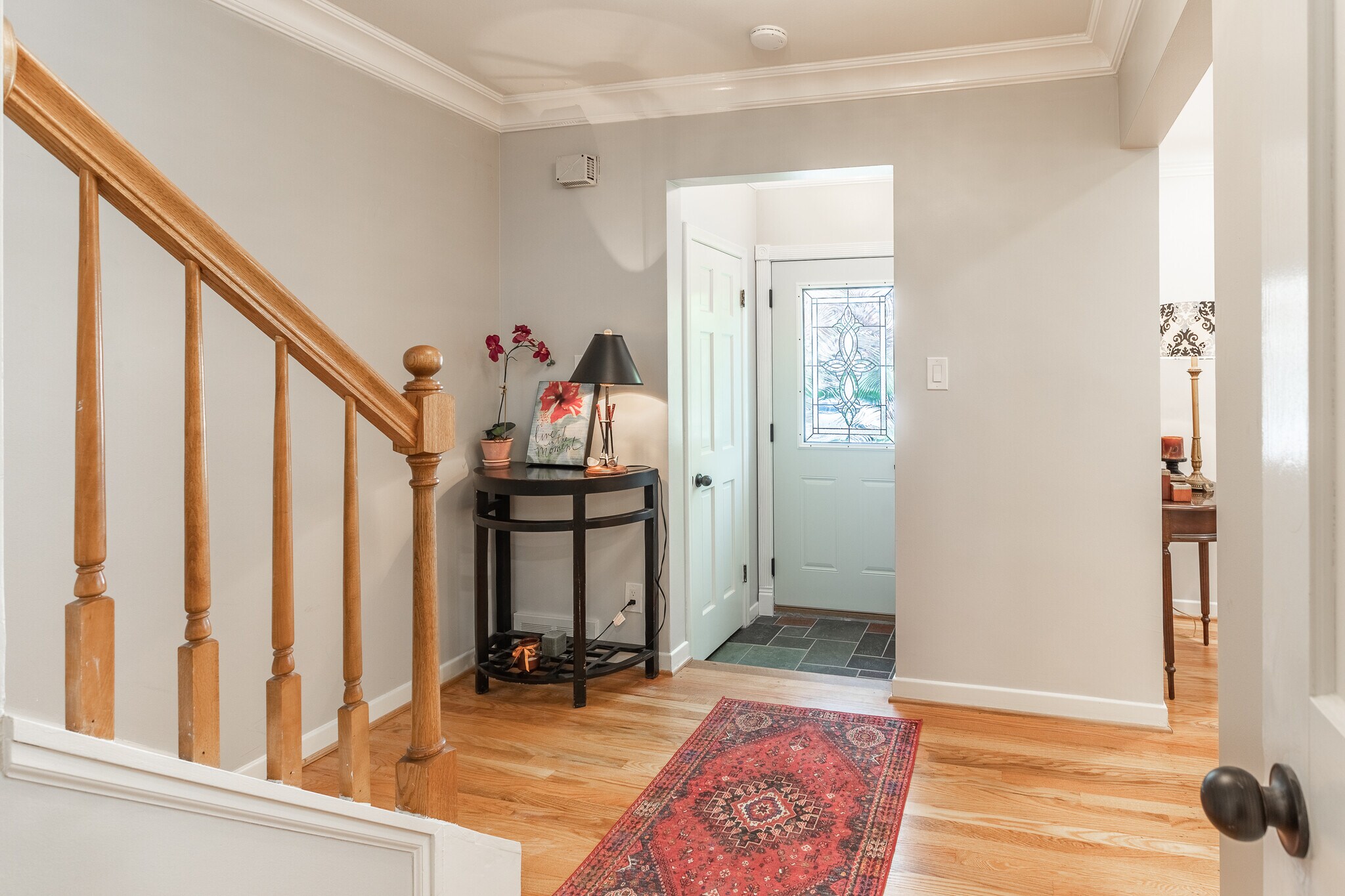 Building Photo - 906 Putney St