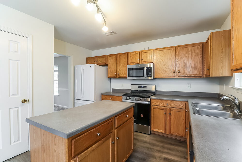 Building Photo - 4625 Canipe Dr