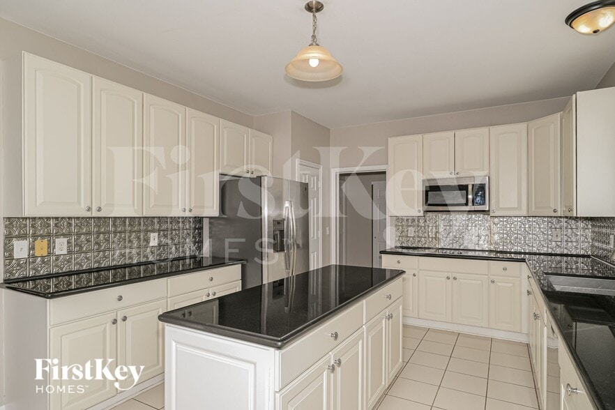 Building Photo - 611 Geiser Brook Ct