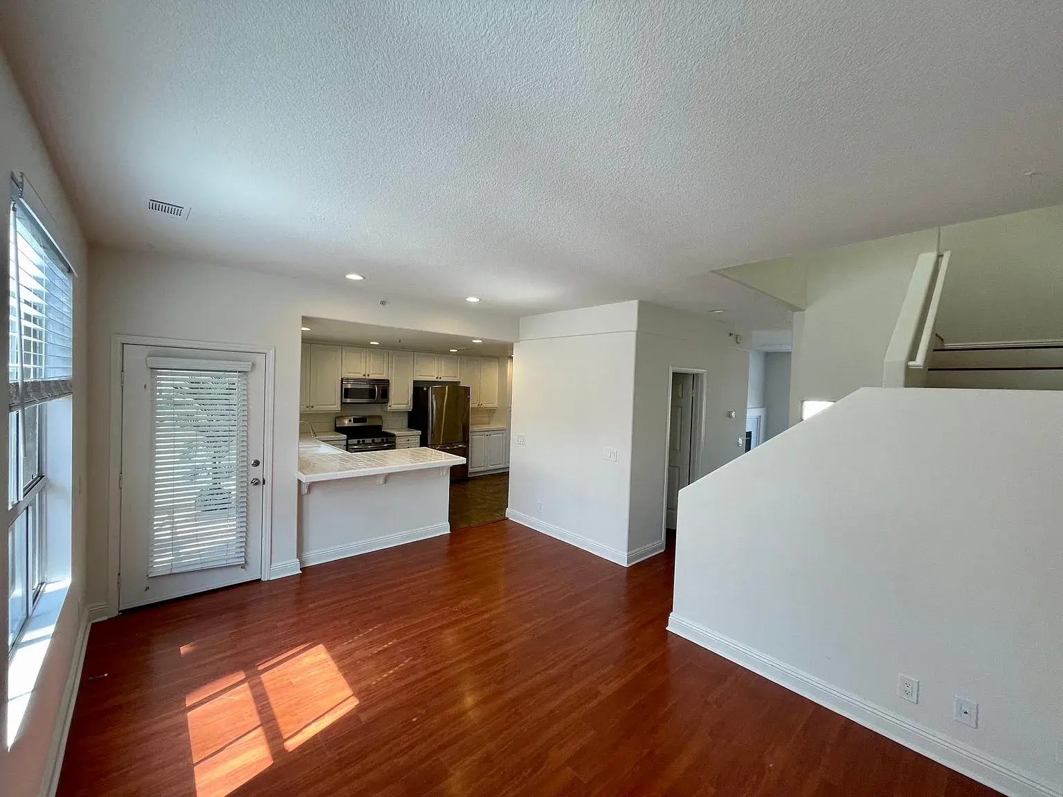 Building Photo - 5405 Marine Ave