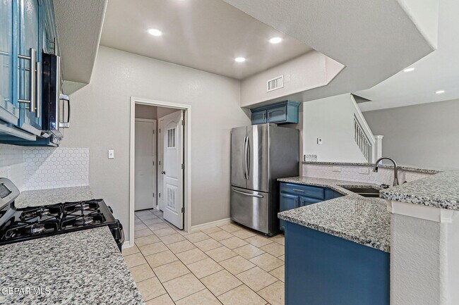 Building Photo - 14326 Smokey Point Dr