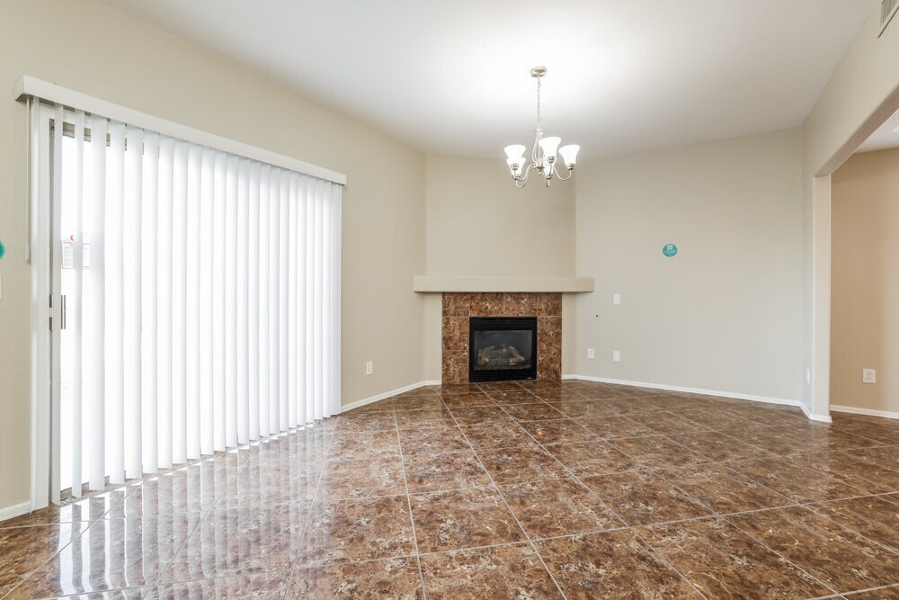 Building Photo - 6755 S Via Molino De Viento