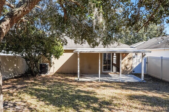 Building Photo - 2688 Whispering Trails Dr