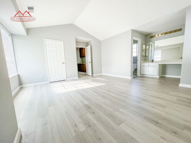 Building Photo - 931 Coventry Cir