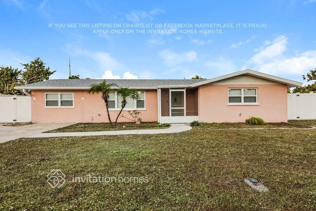 Building Photo - 6710 8th St Ct W