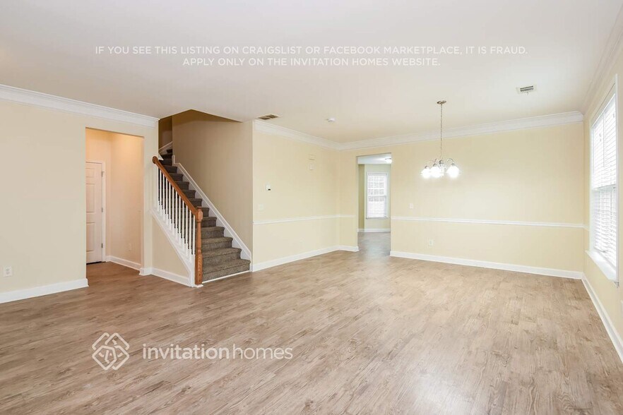 Building Photo - 1712 Sahale Falls Dr