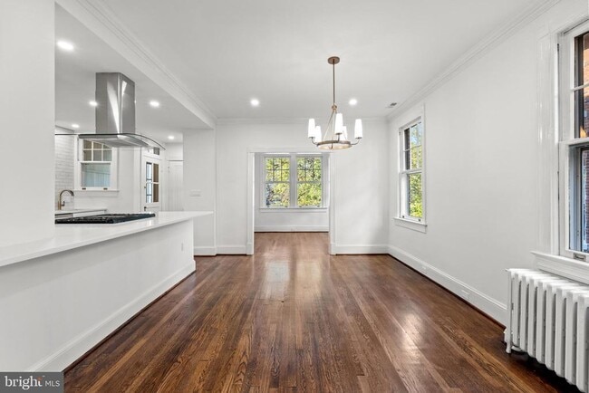 Building Photo - 2814 Bellevue Terrace NW