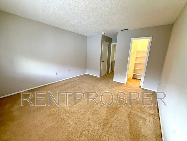 Building Photo - 4153 S Semoran Blvd