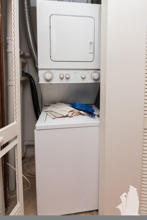 Building Photo - 1 bedroom in Chicago IL 60657