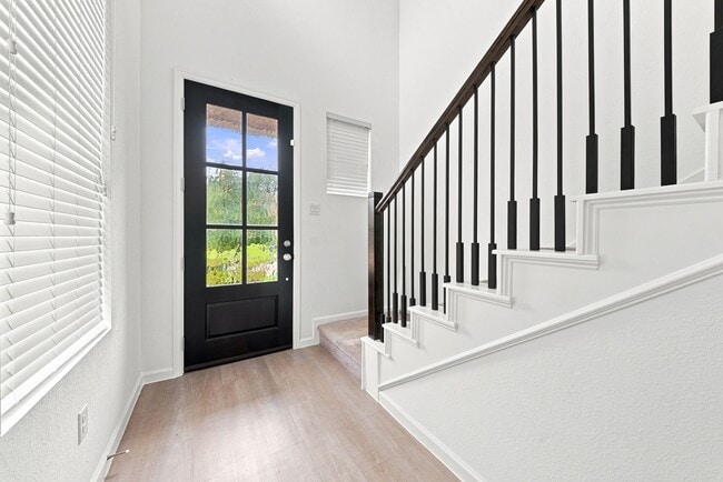 Building Photo - 4926 Chester Lk Ln