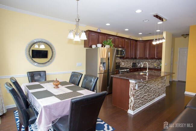 Building Photo - 101 Pearce Ln