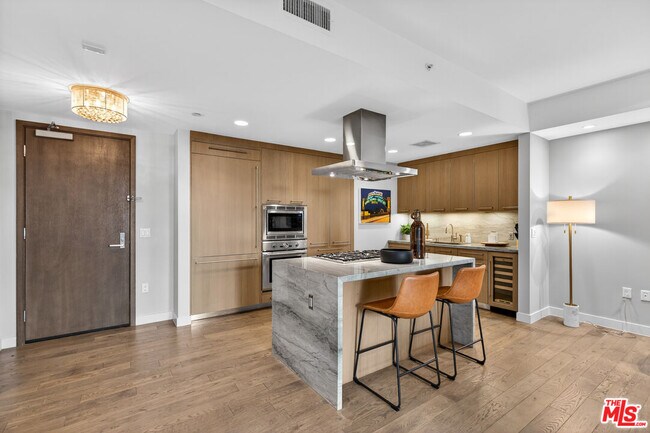 Building Photo - 1755 Ocean Ave