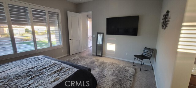 Building Photo - 82 Burgundy