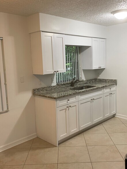 Building Photo - 2007 E Jefferson Street